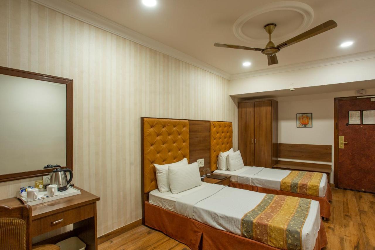 Hotel The Grand Regency Rajkot Exterior foto